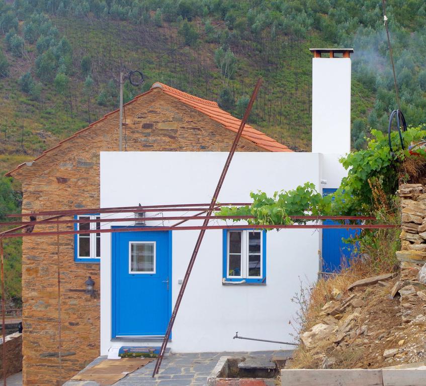 Casas Do Sinhel Casa de hóspedes Cha de Alvares Exterior foto